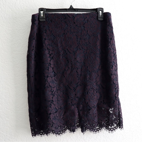 Banana Republic Dresses & Skirts - Banana Republic Burgundy and Navy Blue 3D Knee Length Lace Pencil Skirt - 6